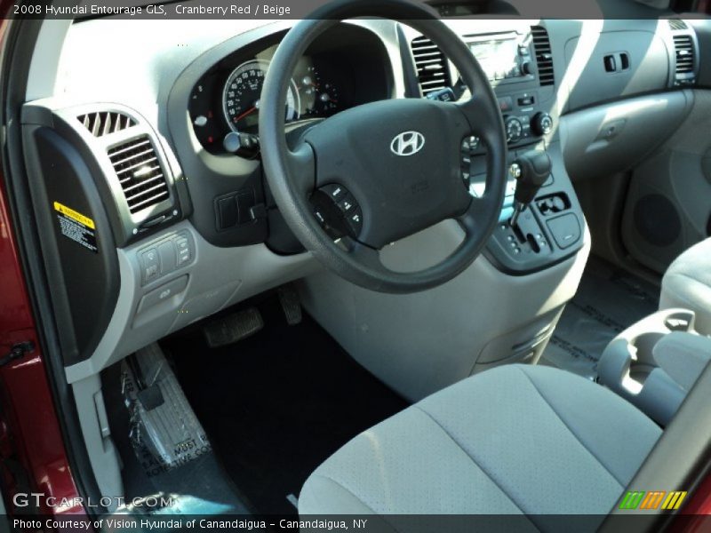 Cranberry Red / Beige 2008 Hyundai Entourage GLS