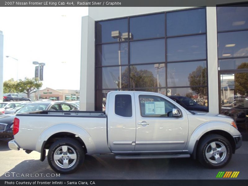 Radiant Silver / Graphite 2007 Nissan Frontier LE King Cab 4x4