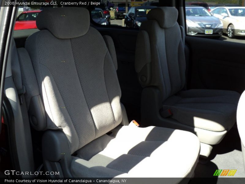 Cranberry Red / Beige 2008 Hyundai Entourage GLS