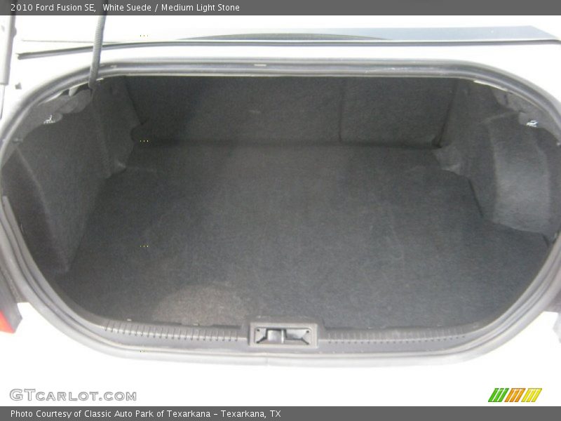 White Suede / Medium Light Stone 2010 Ford Fusion SE
