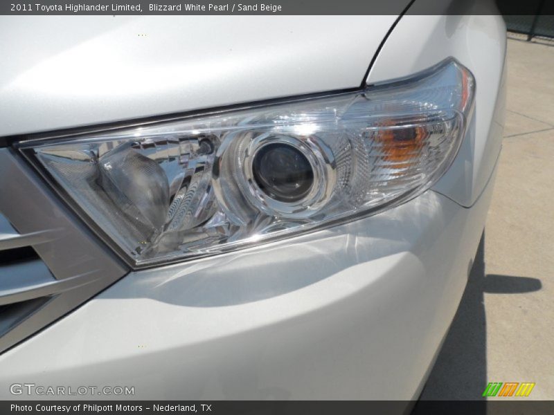 Blizzard White Pearl / Sand Beige 2011 Toyota Highlander Limited