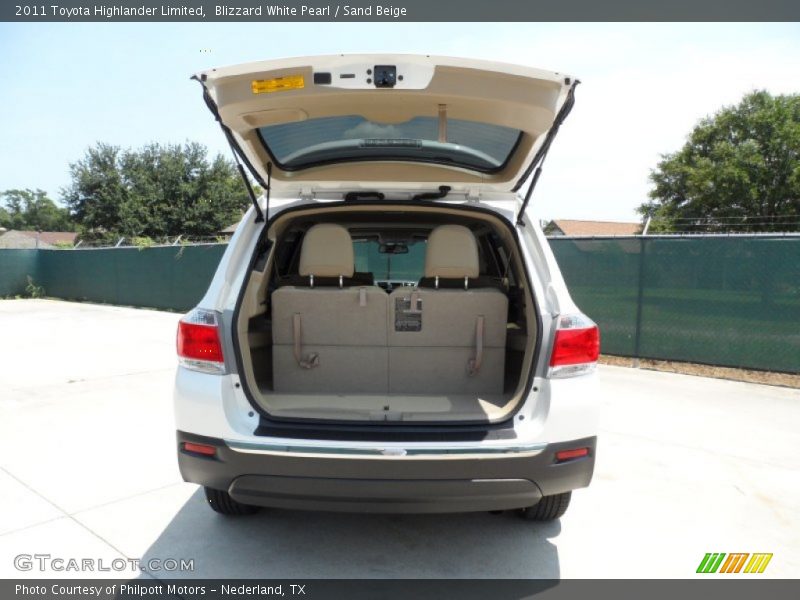 Blizzard White Pearl / Sand Beige 2011 Toyota Highlander Limited