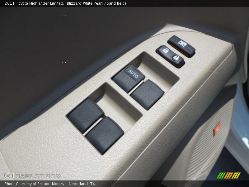 Blizzard White Pearl / Sand Beige 2011 Toyota Highlander Limited