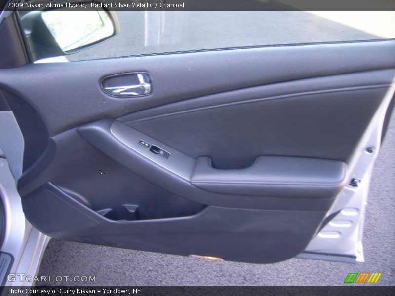 Radiant Silver Metallic / Charcoal 2009 Nissan Altima Hybrid