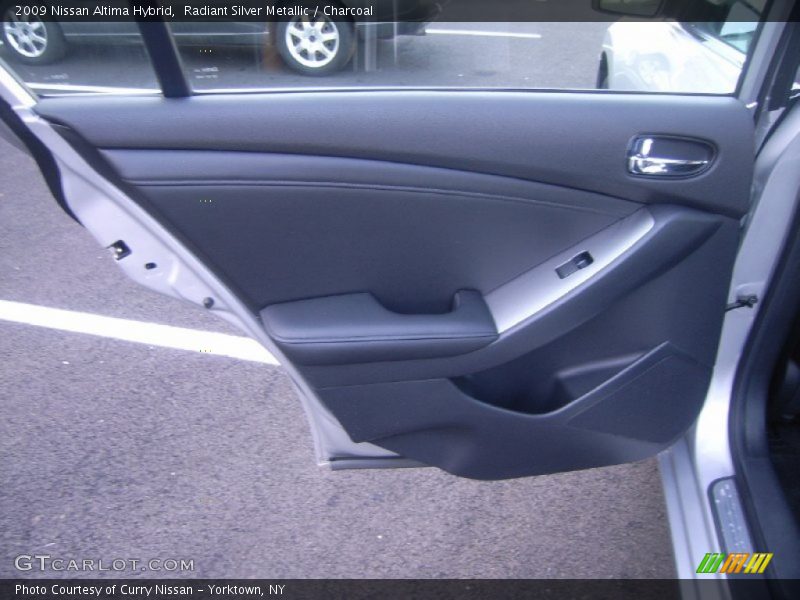 Radiant Silver Metallic / Charcoal 2009 Nissan Altima Hybrid