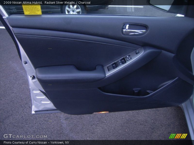 Radiant Silver Metallic / Charcoal 2009 Nissan Altima Hybrid