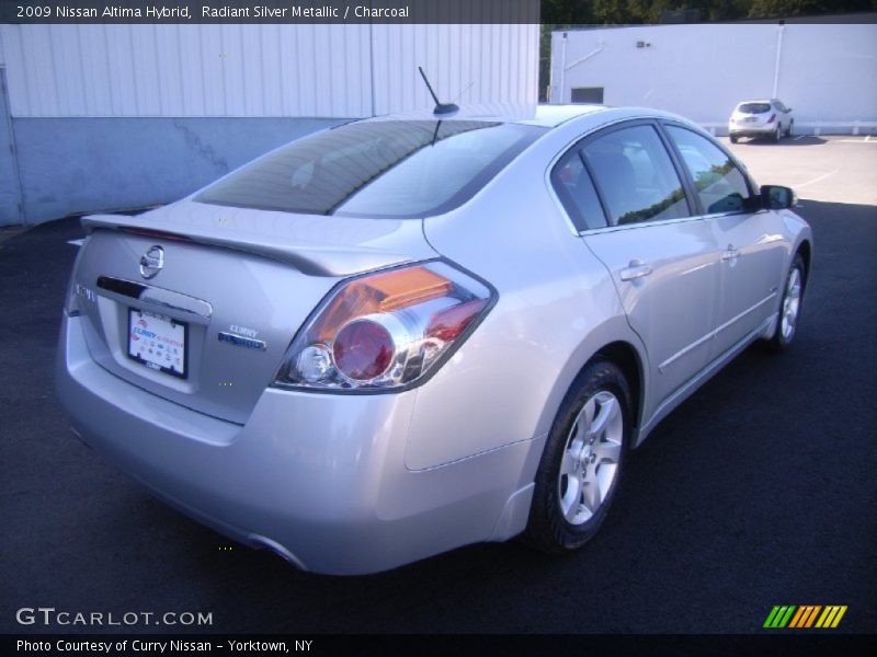 Radiant Silver Metallic / Charcoal 2009 Nissan Altima Hybrid