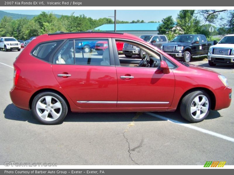 Volcanic Red / Beige 2007 Kia Rondo EX V6