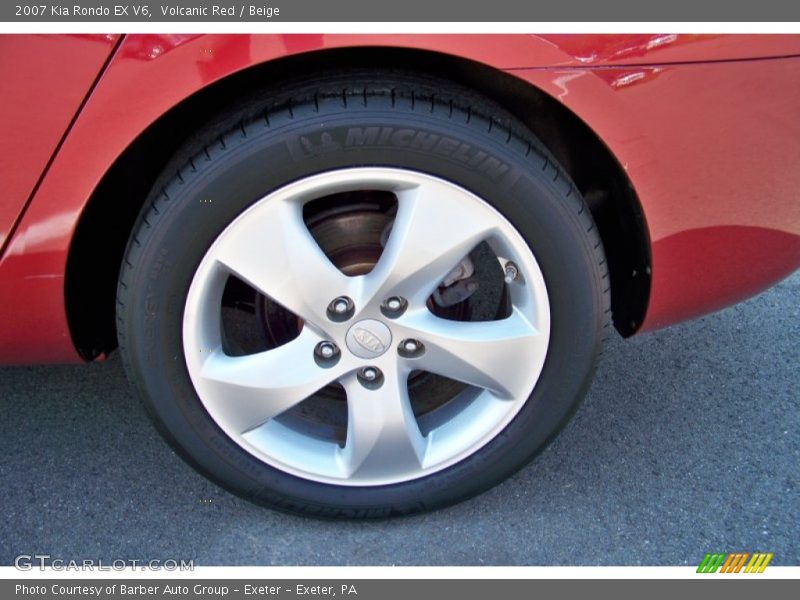 Volcanic Red / Beige 2007 Kia Rondo EX V6