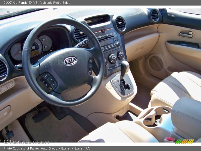 Volcanic Red / Beige 2007 Kia Rondo EX V6