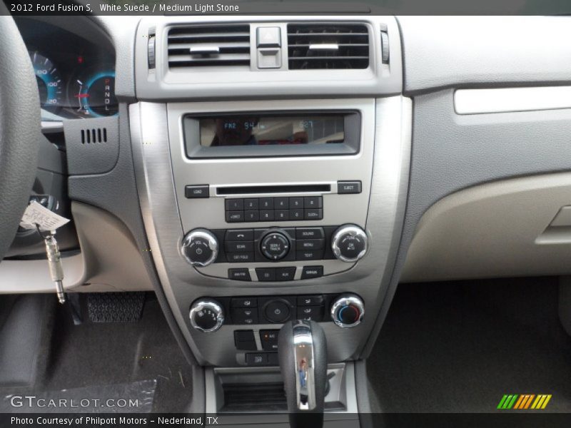 Controls of 2012 Fusion S