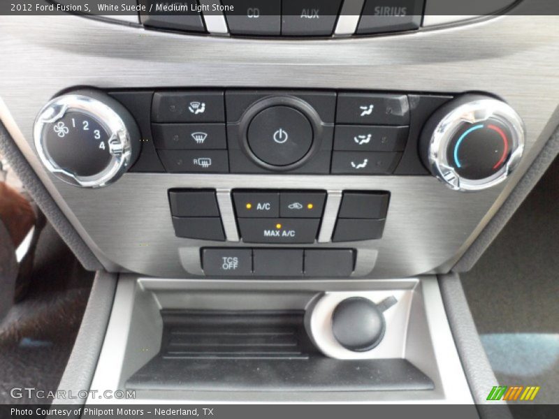 Controls of 2012 Fusion S