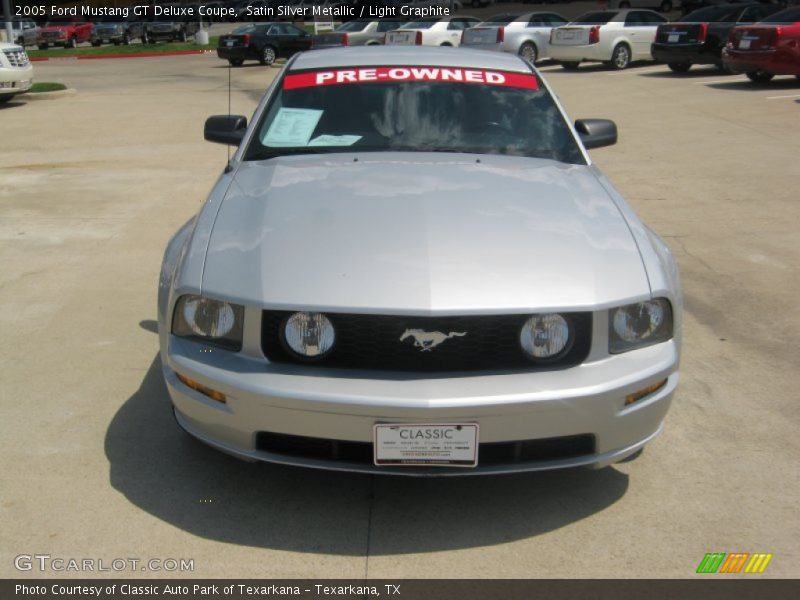 Satin Silver Metallic / Light Graphite 2005 Ford Mustang GT Deluxe Coupe