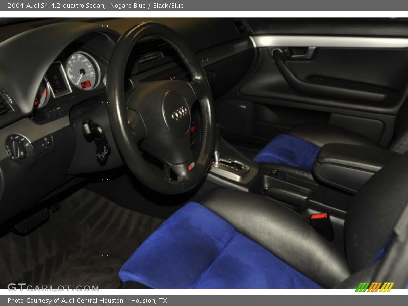  2004 S4 4.2 quattro Sedan Black/Blue Interior