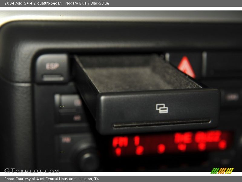 Nogaro Blue / Black/Blue 2004 Audi S4 4.2 quattro Sedan