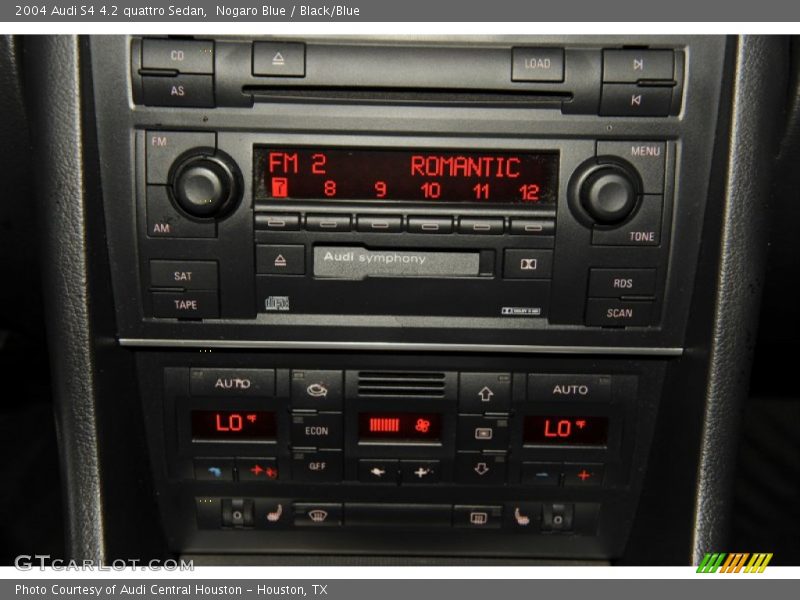 Nogaro Blue / Black/Blue 2004 Audi S4 4.2 quattro Sedan