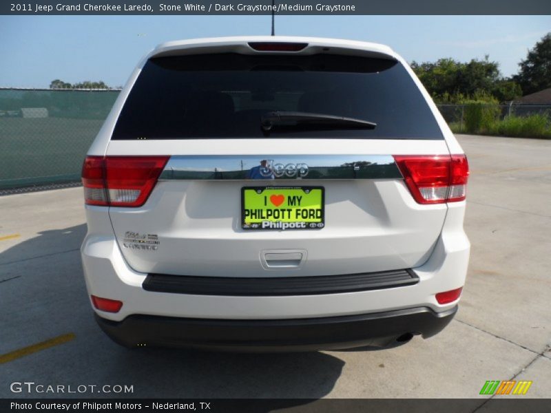 Stone White / Dark Graystone/Medium Graystone 2011 Jeep Grand Cherokee Laredo