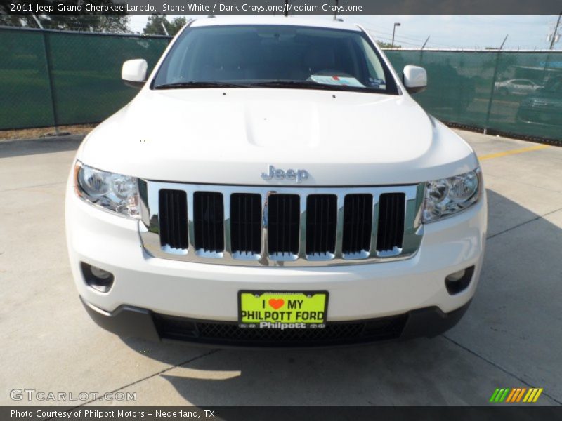 Stone White / Dark Graystone/Medium Graystone 2011 Jeep Grand Cherokee Laredo