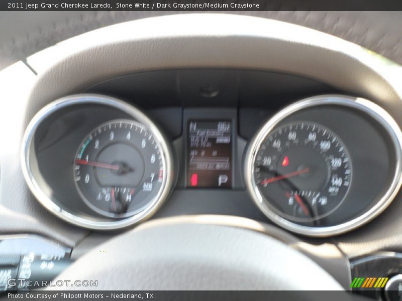 Stone White / Dark Graystone/Medium Graystone 2011 Jeep Grand Cherokee Laredo