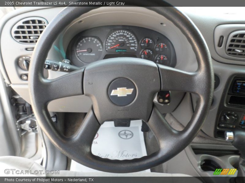 Silverstone Metallic / Light Gray 2005 Chevrolet TrailBlazer LS 4x4