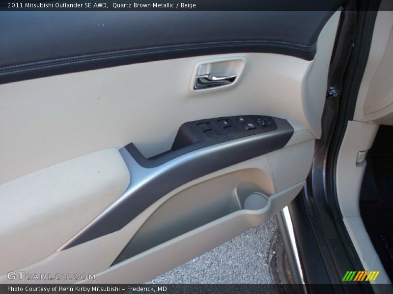 Quartz Brown Metallic / Beige 2011 Mitsubishi Outlander SE AWD