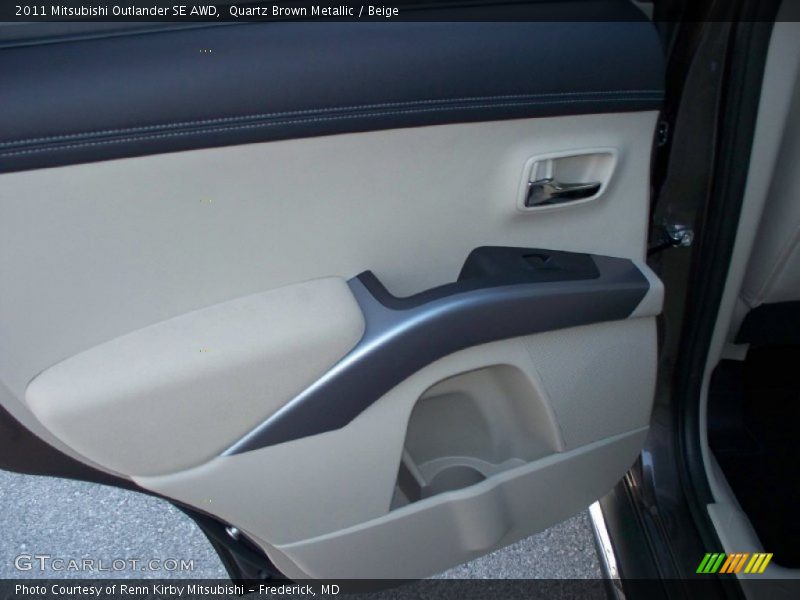 Quartz Brown Metallic / Beige 2011 Mitsubishi Outlander SE AWD