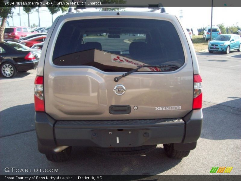 Granite Metallic / Charcoal 2004 Nissan Xterra XE 4x4