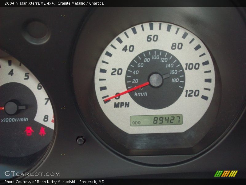 Granite Metallic / Charcoal 2004 Nissan Xterra XE 4x4