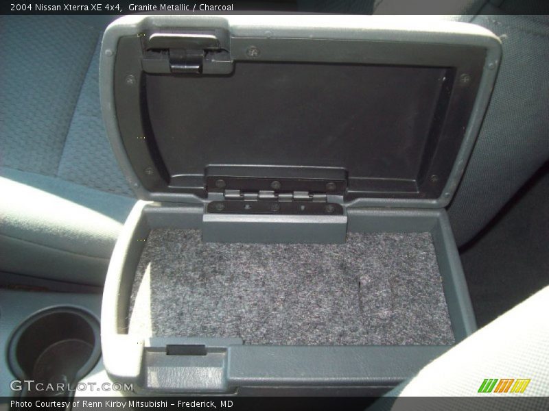 Granite Metallic / Charcoal 2004 Nissan Xterra XE 4x4
