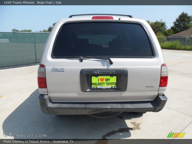 Beige Pearl / Oak 1998 Toyota 4Runner