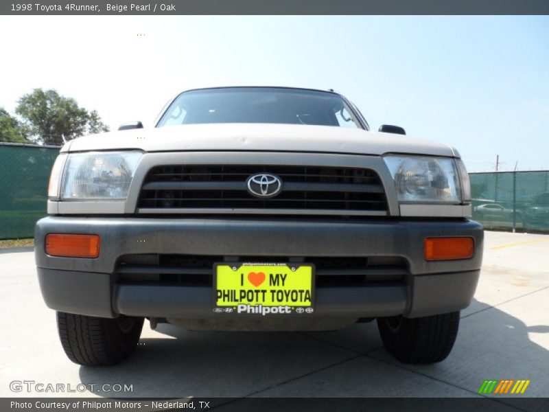 Beige Pearl / Oak 1998 Toyota 4Runner