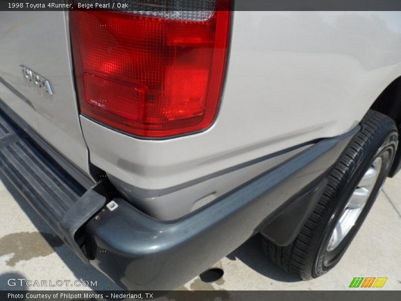 Beige Pearl / Oak 1998 Toyota 4Runner