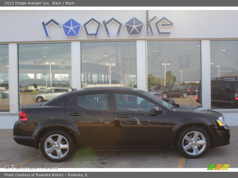 Black / Black 2011 Dodge Avenger Lux