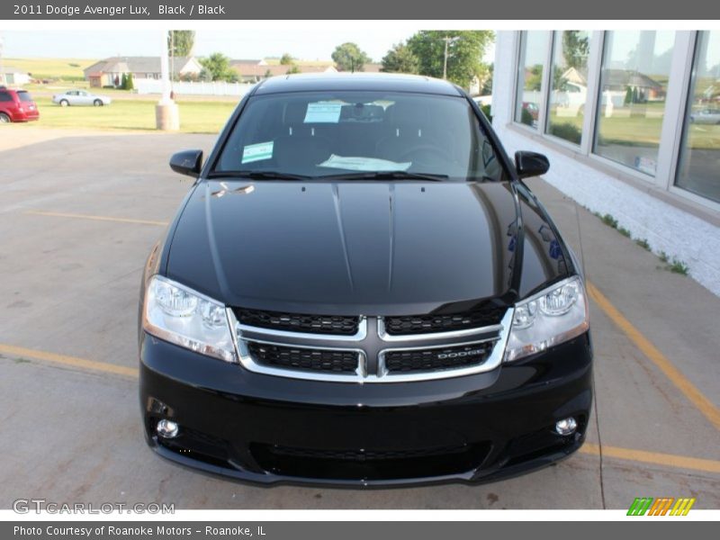 Black / Black 2011 Dodge Avenger Lux