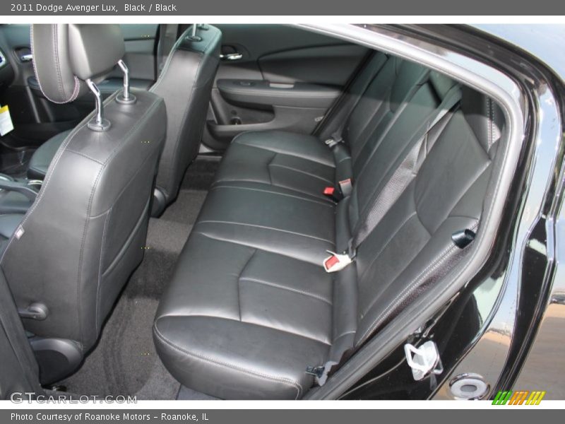  2011 Avenger Lux Black Interior