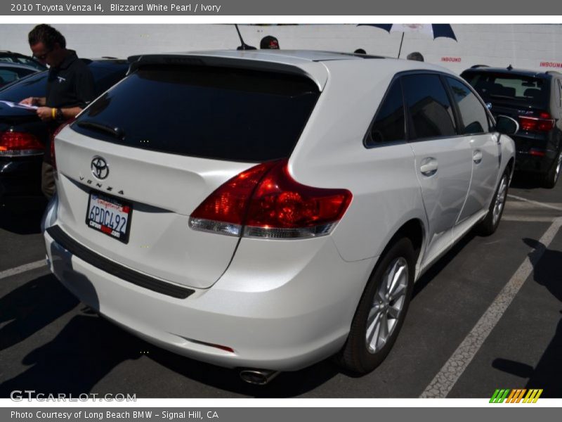Blizzard White Pearl / Ivory 2010 Toyota Venza I4