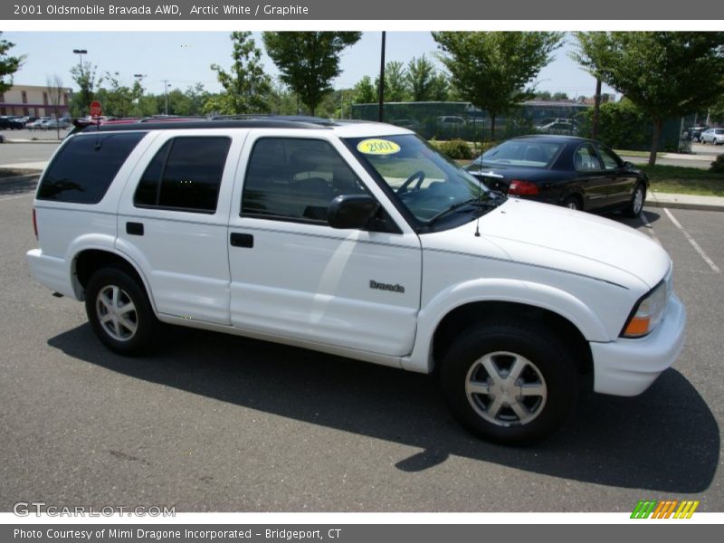 Arctic White / Graphite 2001 Oldsmobile Bravada AWD