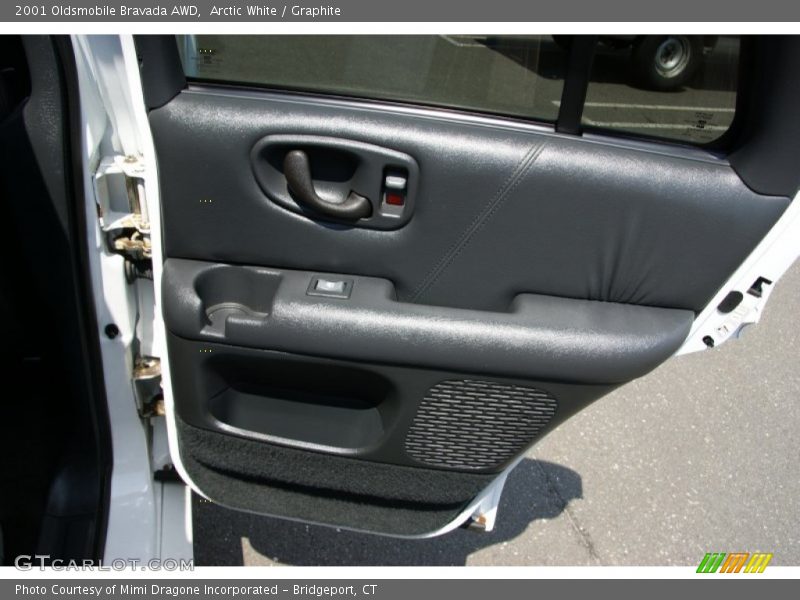 Arctic White / Graphite 2001 Oldsmobile Bravada AWD