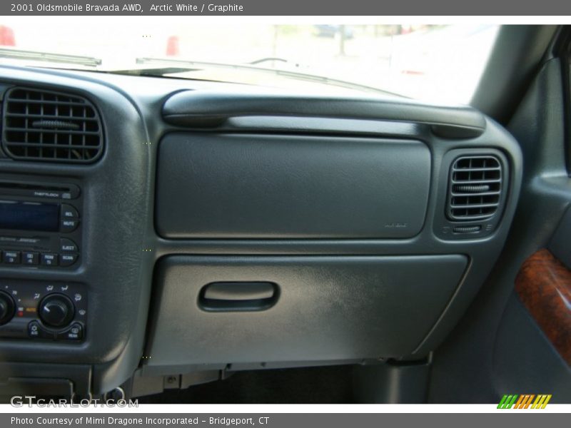 Arctic White / Graphite 2001 Oldsmobile Bravada AWD