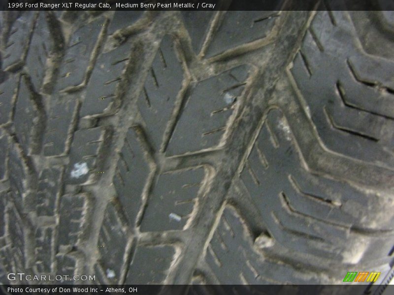 Medium Berry Pearl Metallic / Gray 1996 Ford Ranger XLT Regular Cab