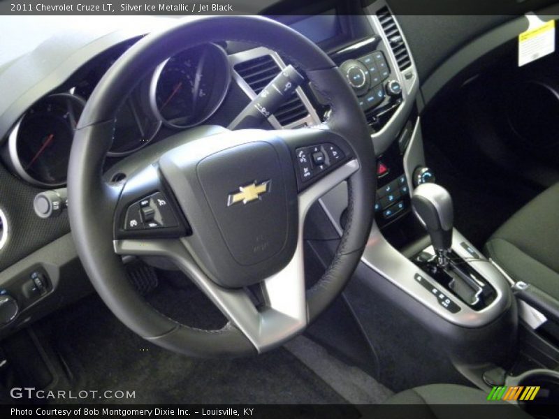 Silver Ice Metallic / Jet Black 2011 Chevrolet Cruze LT