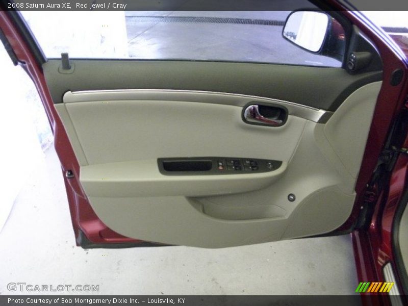 Red Jewel / Gray 2008 Saturn Aura XE