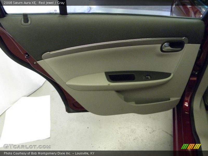 Red Jewel / Gray 2008 Saturn Aura XE
