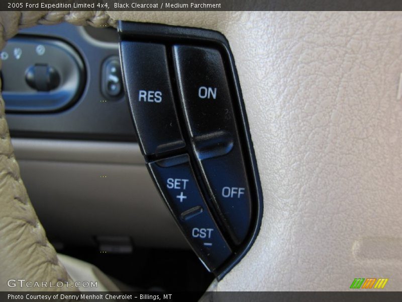 Controls of 2005 Expedition Limited 4x4