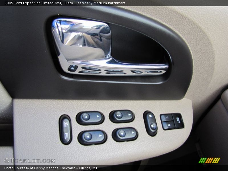 Controls of 2005 Expedition Limited 4x4