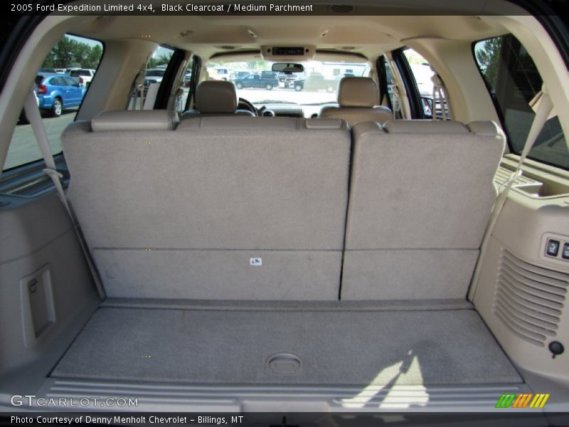  2005 Expedition Limited 4x4 Trunk