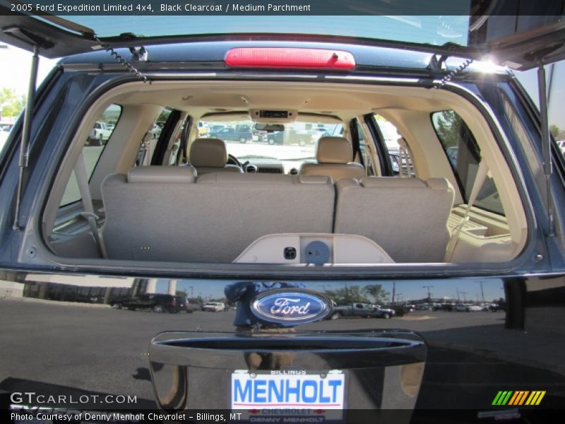 Black Clearcoat / Medium Parchment 2005 Ford Expedition Limited 4x4