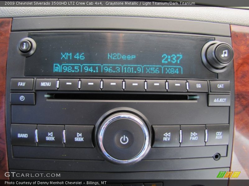 Controls of 2009 Silverado 3500HD LTZ Crew Cab 4x4