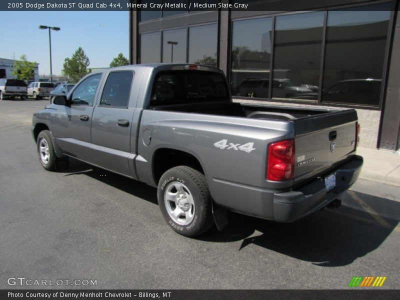 Mineral Gray Metallic / Medium Slate Gray 2005 Dodge Dakota ST Quad Cab 4x4