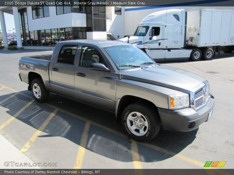 Mineral Gray Metallic / Medium Slate Gray 2005 Dodge Dakota ST Quad Cab 4x4